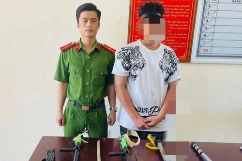 Nam sinh mua 'hàng nóng' trên TikTok để giải quyết mâu thuẫn