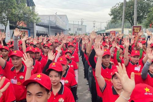 Doanh nghiệp chi gần 2 tỷ đồng thưởng công nhân dịp 2/9