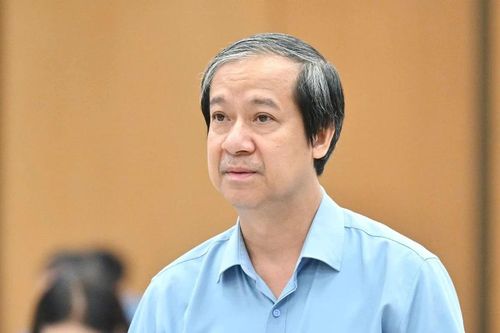 Bộ trưởng Nguyễn Kim Sơn: Quản lý về con người để 'nắm buông không nhầm'