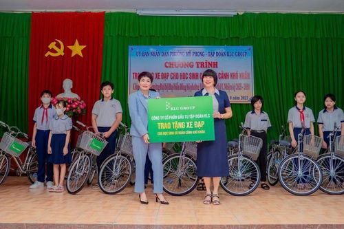 KLC Group và Stareal - Từ trái tim doanh nghiệp đến nụ cười học trò mùa tựu trường