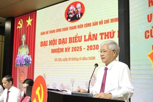 Giữ vững ngọn lửa lý tưởng, lan tỏa tinh thần cống hiến