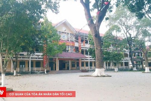 Hiệu trưởng lên tiếng vụ thầy giáo tát học sinh