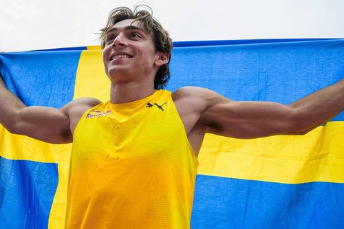 'Siêu nhân' Armand Duplantis lần thứ 13 lập kỷ lục thế giới nhảy sào