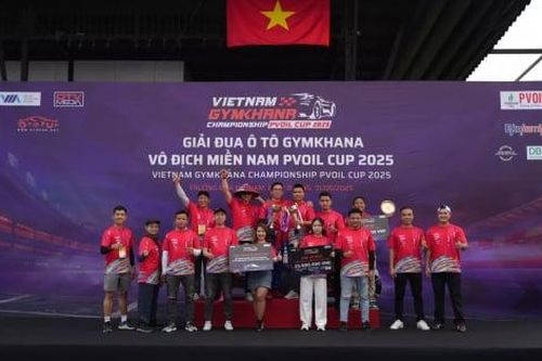 Giải đua ô tô Gymkhana VĐQG lần đầu tiên diễn ra tại Thanh Hóa