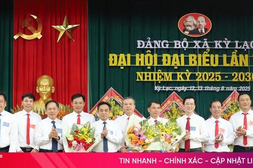 Phó Bí thư Thường trực Tỉnh ủy dự Đại hội Đảng bộ xã Kỳ Lạc