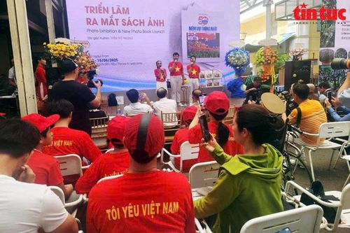 TP Hồ Chí Minh: Triển lãm và ra mắt sách ảnh '50 năm niềm vui thống nhất'