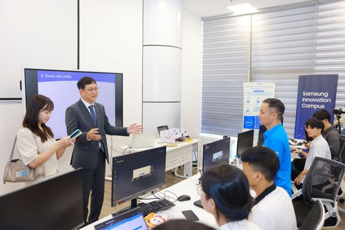 Samsung Việt Nam tổng kết dự án Phát triển nhân tài công nghệ – Samsung Innovation Campus năm học 2024 – 2025