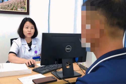 Bác sĩ hướng dẫn phân biệt bệnh Chikungunya và sốt xuất huyết