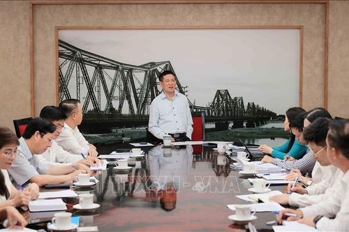 Phó Thủ tướng Hồ Đức Phớc: Bảo đảm quyền tự do kinh doanh trong lĩnh vực chứng khoán