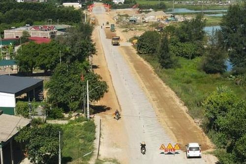Hà Tĩnh: Tháo gỡ vướng mắc mặt bằng, sớm đưa dự án giao thông vào khai thác