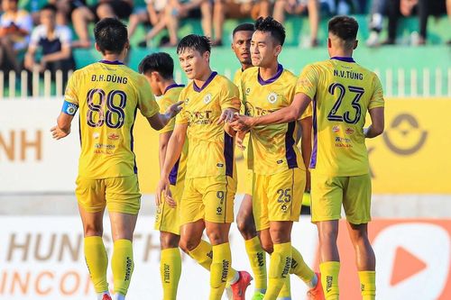 Chủ tịch CLB Hà Nội đặt tham vọng ở mùa giải đặc biệt