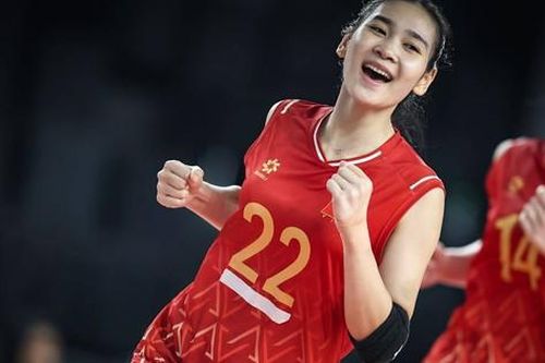Giữa lùm xùm tranh cãi án phạt, U21 bóng chuyền nữ Việt Nam kiên cường đánh bại Ai Cập