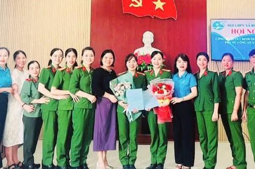 Quảng Ngãi: Công bố quyết định thành lập Chi hội Phụ nữ Công an xã Bình Sơn