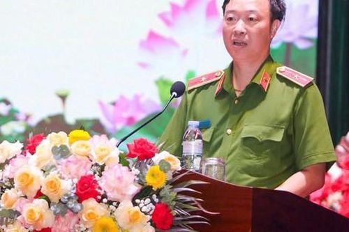 Tập đoàn Nguyễn Hoàng tham gia phong trào 'Bình dân học vụ dữ liệu'