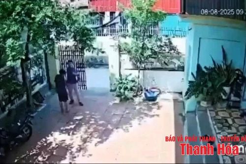 Nguyên nhân vụ việc thầy giáo tát liên tiếp vào mặt học sinh: Do học sinh nói thầy giáo dạy khó hiểu?