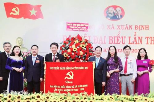 CHÀO MỪNG ĐẠI HỘI ĐẢNG BỘ CÁC CẤP, ĐẠI HỘI ĐẢNG BỘ TỈNH NHIỆM KỲ 2025-2030 VÀ ĐẠI HỘI LẦN THỨ XIV CỦA ĐẢNG Huy động mọi nguồn lực xây dựng xã Xuân Định phát triển toàn diện, bền vững