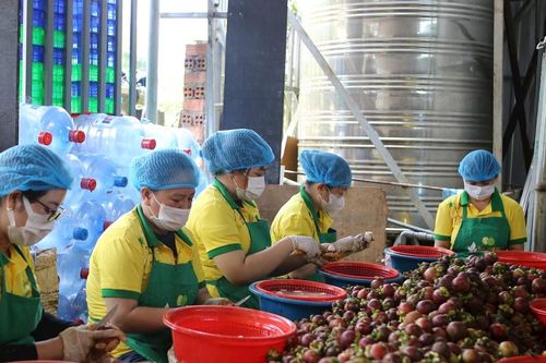 Tăng tốc sản xuất công nghiệp cuối năm