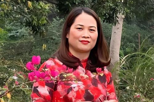 'Thắp lửa' tình yêu lịch sử