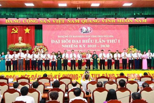Xây dựng chính quyền kiến tạo, liêm chính, phục vụ