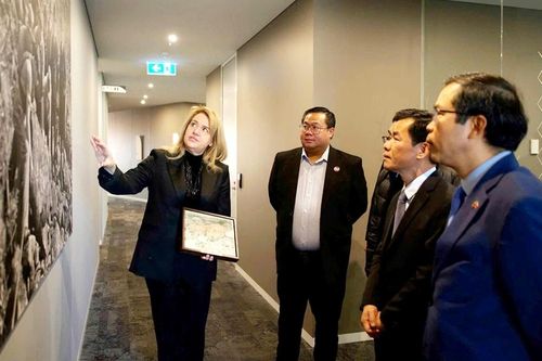 Triển khai quan hệ hợp tác toàn diện giữa Huế và bang Tasmania, Úc