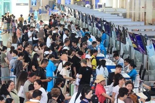 Sân bay Nội Bài dự kiến đón 110 nghìn lượt khách trong ngày cao điểm dịp lễ 2/9