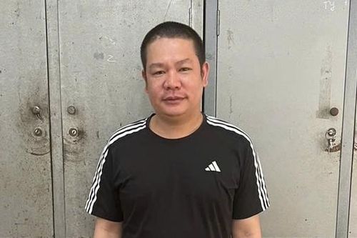 Đến ngân hàng giao dịch, lộ diện là kẻ trốn truy nã