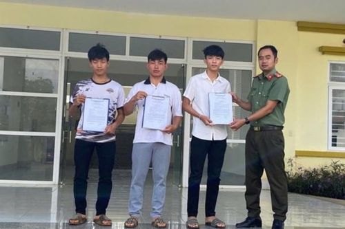Nhiều thanh niên viết đơn tình nguyện thực hiện nghĩa vụ tham gia CAND