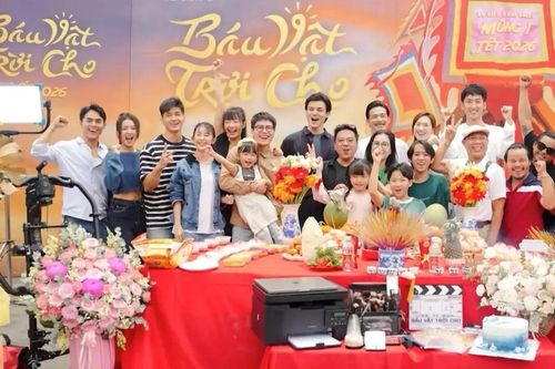 Tuấn Trần, Phương Anh Đào đối đầu với phim Tết Trấn Thành