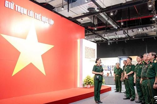 Triển lãm 'Giữ trọn lời thề Độc Lập'