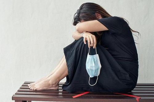 Lẩm bẩm, cười một mình - bi kịch nữ sinh 21 tuổi sau 5 năm nghiện ma túy