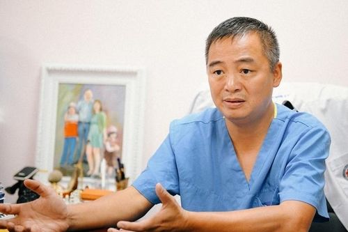 PGS Nguyễn Lân Hiếu nêu lý do cần đặt máy sốc điện phá rung tự động công cộng