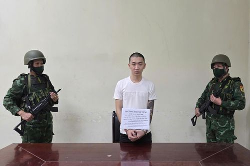 Tội phạm sang Lào trốn nã bị bắt khi nhập cảnh về Việt Nam