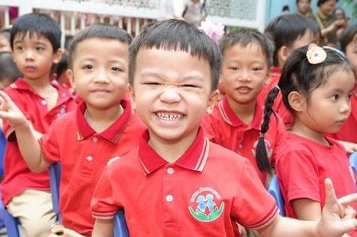 Tựu trường sớm với lớp 1, 9, 12: Bước đệm vững chắc cho năm học mới