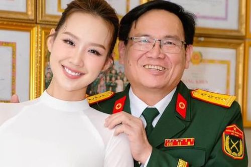 Gia thế nàng hậu quê Cần Thơ thi Miss World: Bố là đại tá, mẹ bác sĩ