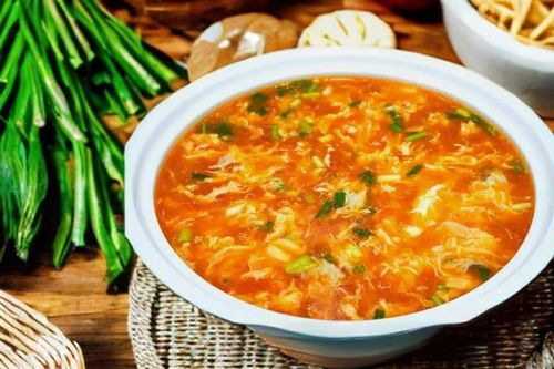Đâu mới là cách nấu canh trứng cà chua ngon nhất?: Mách bạn mẹo giúp 'hoa' trứng đẹp, mịn và ngon