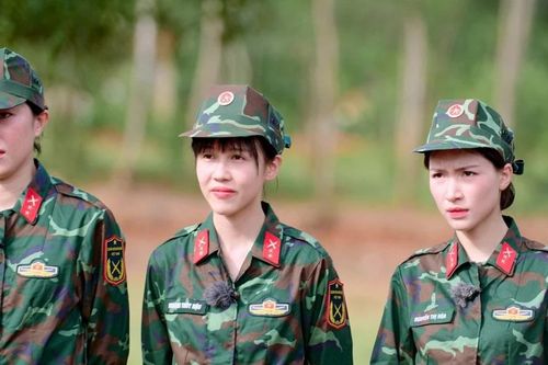 Sao Nhập Ngũ tập 2: Hòa Minzy bị 'chê', Thượng úy Lê Hoàng Hiệp 'thoại' một câu