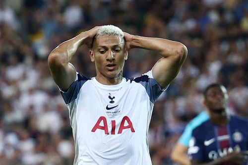 Tottenham mất Siêu cúp châu Âu theo kịch bản không tưởng