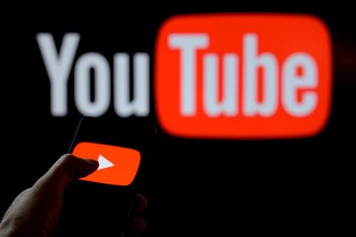 AI của YouTube bị phản đối