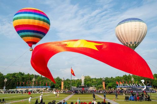 Có một Việt Nam hạnh phúc