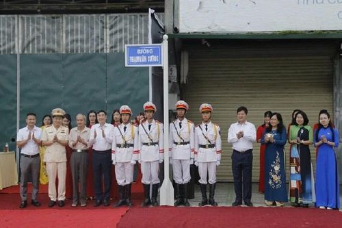 Điện Biên gắn biển, đặt tên tuyến đường mang tên Anh hùng liệt sĩ Phạm Văn Cường