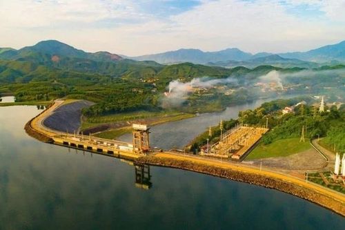 Điện lực Lào Cai tăng cường phối hợp với các nhà máy thủy điện