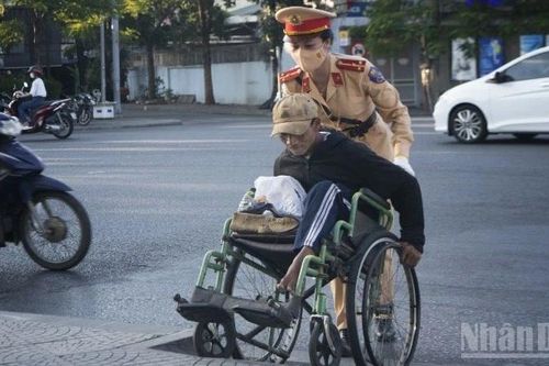 Công an thành phố Huế: Chủ động bảo đảm an toàn cho sự kiện 'Cùng Việt Nam tiến bước'
