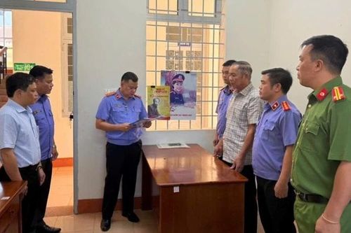 Khởi tố, bắt tạm giam một cựu Thẩm phán ở Đắk Lắk