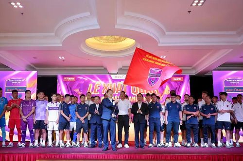 Becamex TPHCM xuất quân, đặt mục tiêu vào tốp 3 V-League 2025-2026