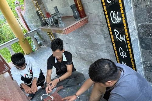Bắt quả tang 3 đối tượng rủ nhau vào nghĩa trang ở Đà Nẵng chơi ma túy