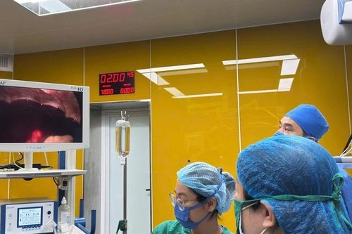 Cứu sống người phụ nữ chửa ngoài tử cung vỡ sốc mất máu