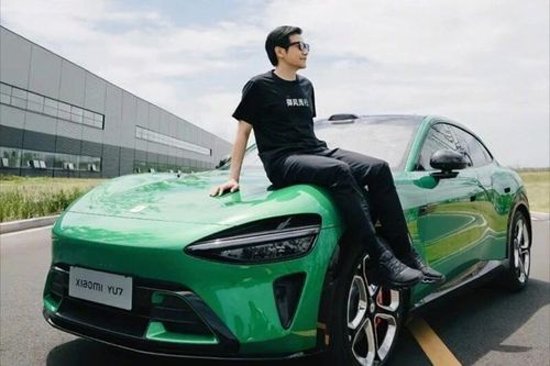 Xiaomi YU7 chưa bán đã 'cháy hàng', CEO khuyên khách đừng mua?