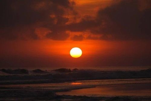 Bình minh trên biển Cửa Đại có gì khiến dân mê xê dịch 'đứng ngồi không yên'?