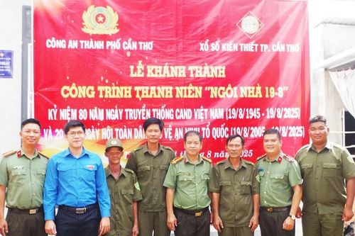 Tuổi trẻ Công an Cần Thơ tiếp sức đồng đội bằng 'Ngôi nhà 19/8'