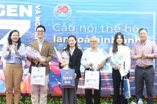 Ngoại giao 'phiên bản Gen Z': Đưa bản sắc Việt Nam ra biển lớn